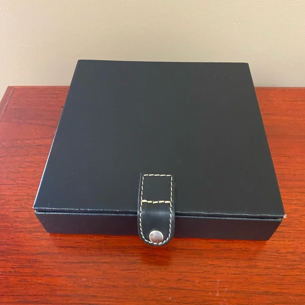 Compact leather lined jewelry box